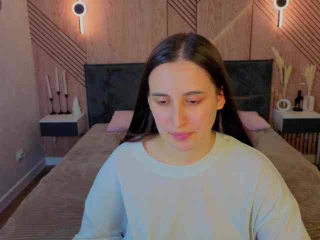 Elizabet-Collins webcam