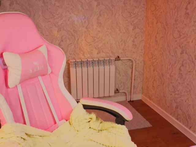 Elizabet-Collins webcam