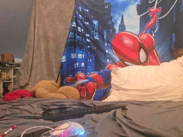 LittleMikey09 Sex Cam Show