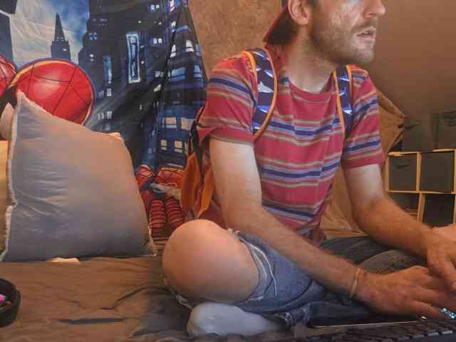 LittleMikey09 Sex Cam Show
