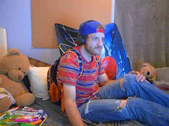 LittleMikey09 LittleMikey09