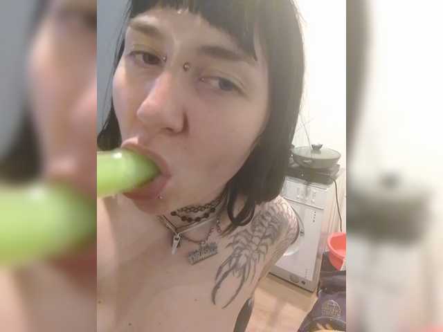 AWR0RA live cam on BongaCams