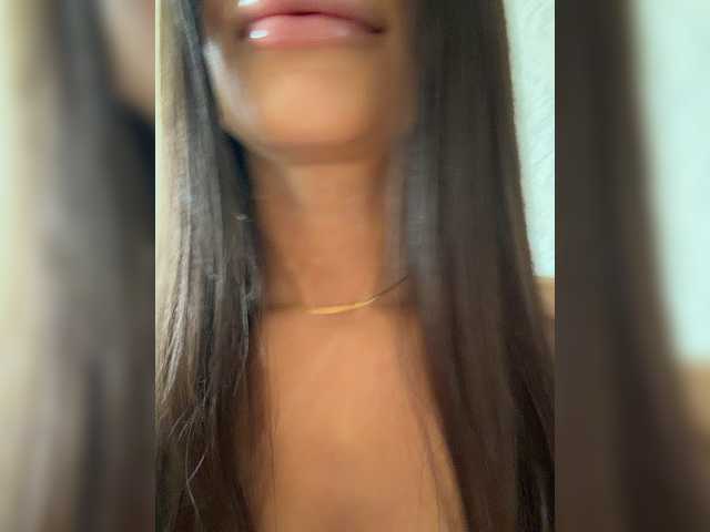Lina1901 live webcam show