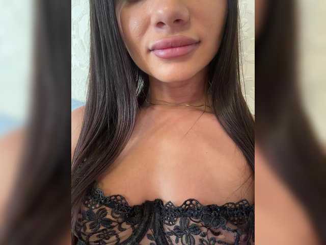 Lina1901 live cam on BongaCams