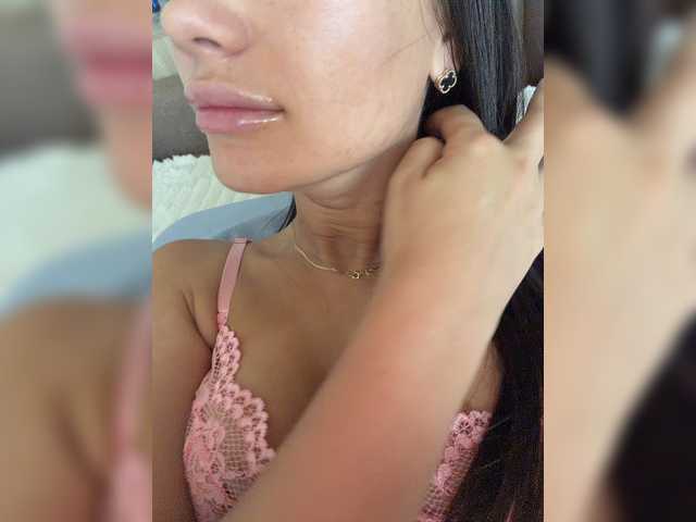 Lina1901 live cam on BongaCams