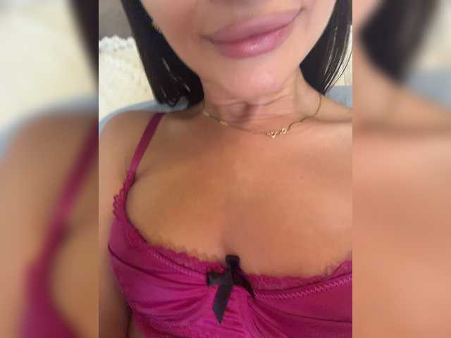 Lina1901 live cam on BongaCams