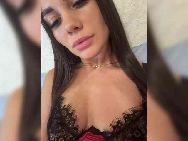 Lina1901 webcam