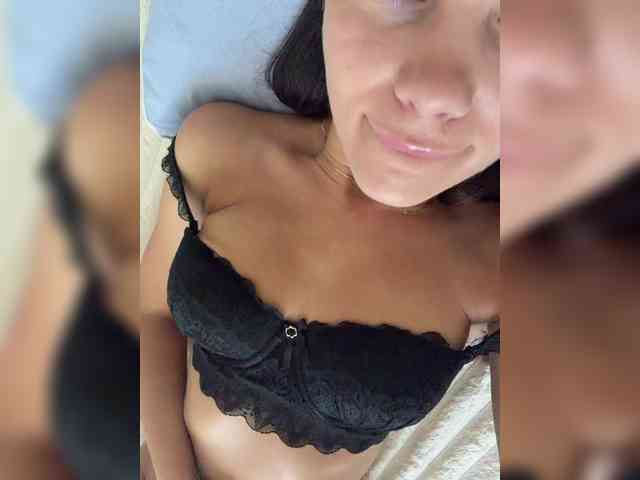 Lina1901 webcam