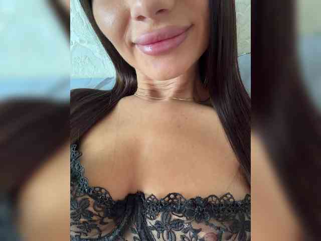 Lina1901 webcam