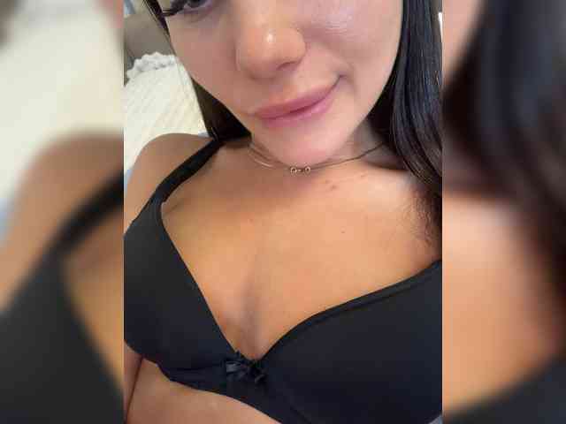 Lina1901 webcam