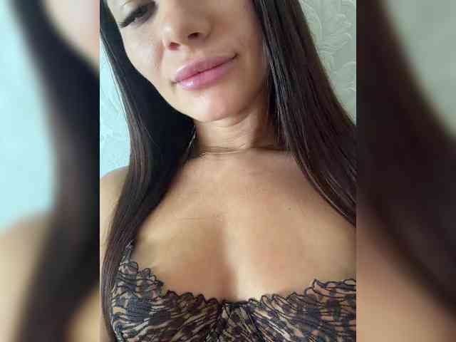 Lina1901 webcam