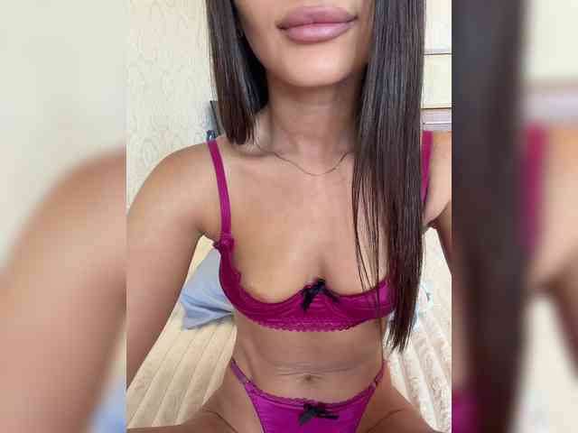 Lina1901 webcam