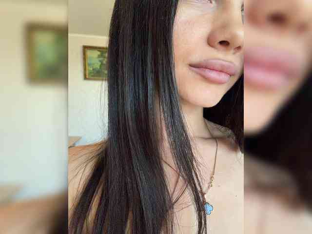 Lina1901 webcam