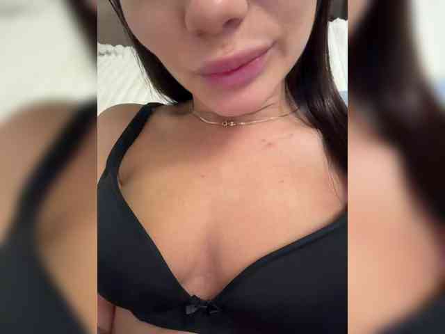 Lina1901 webcam