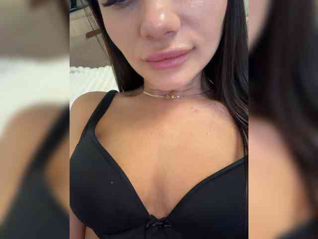 Lina1901 webcam