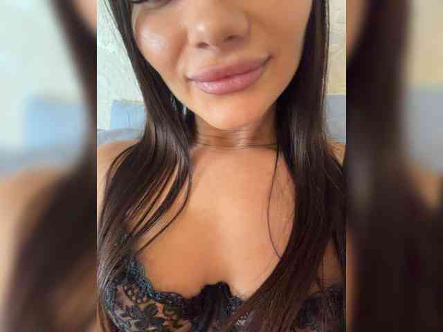 Lina1901 webcam