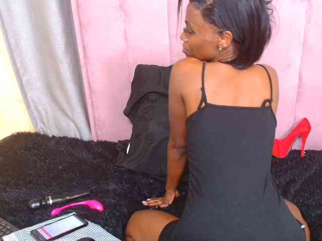 BigClitSlimTea22 webcam