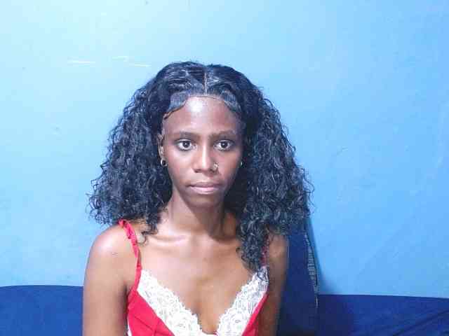 BigClitSlimTea22 webcam