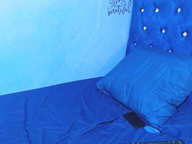 BigClitSlimTea22 webcam