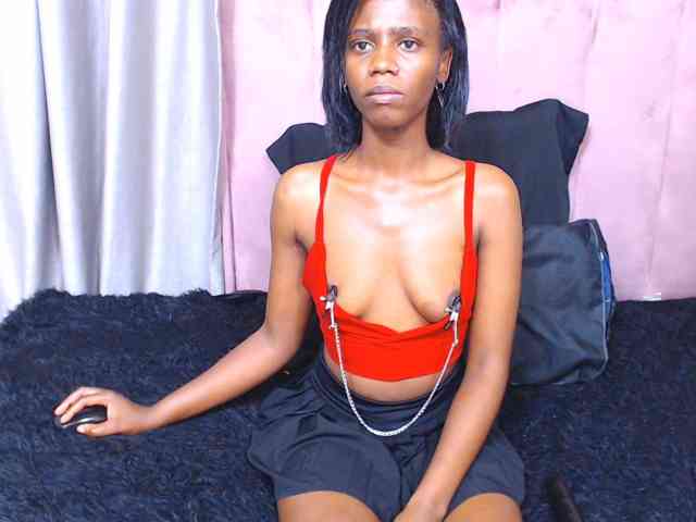 BigClitSlimTea22 webcam