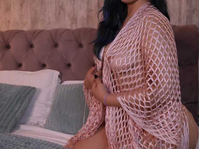 AlanaMilani live webcam show