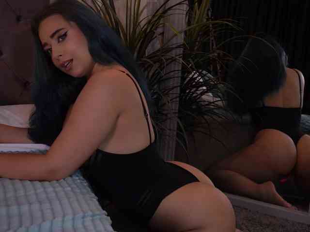 AlanaMilani AlanaMilani