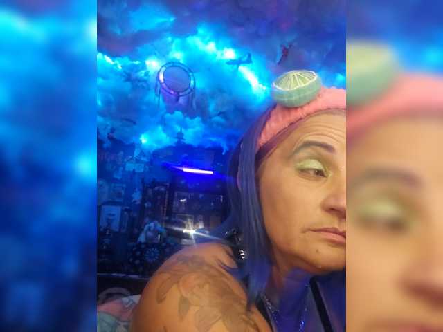 Sweetsugar2267 live cam preview