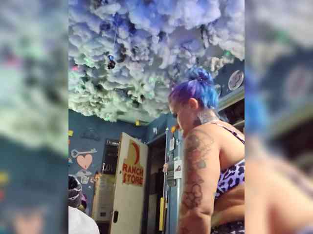 Sweetsugar2267 webcam