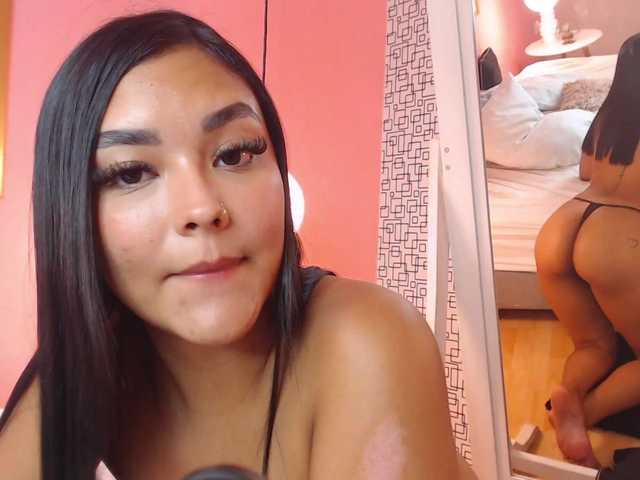MiaRosse8 live cam on BongaCams