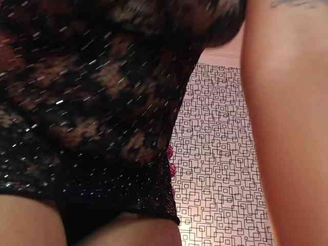MiaRosse8 webcam