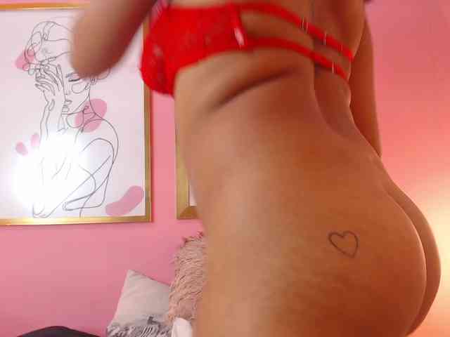 MiaRosse8 webcam