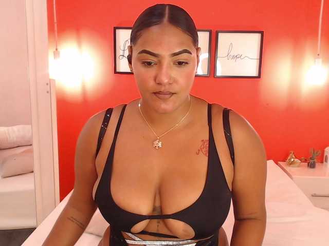 MelissaCoss live cam on BongaCams