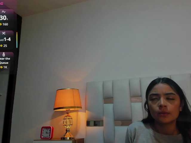 NauthyNahomi live cam on BongaCams