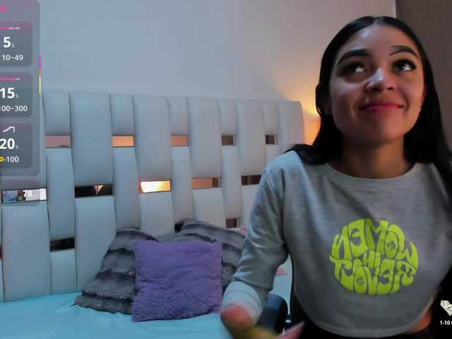 NauthyNahomi live cam on BongaCams