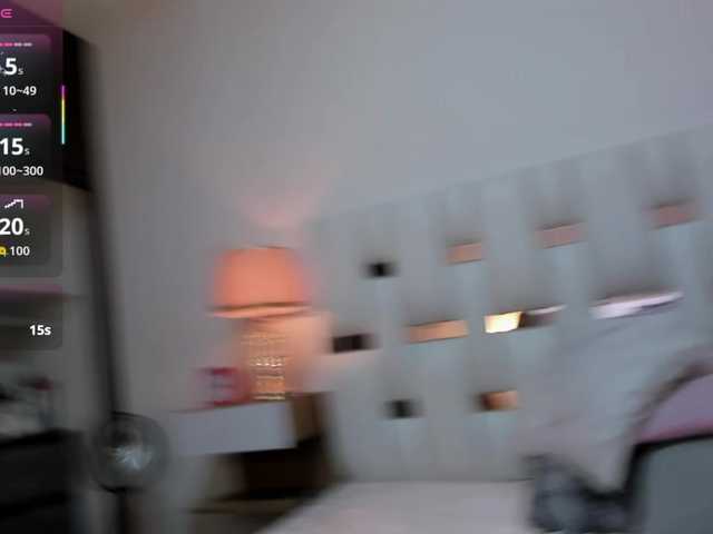 NauthyNahomi live cam on BongaCams
