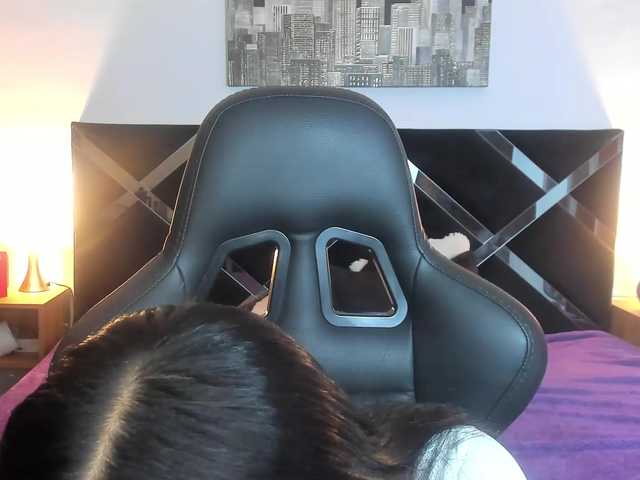 NauthyNahomi live cam on BongaCams