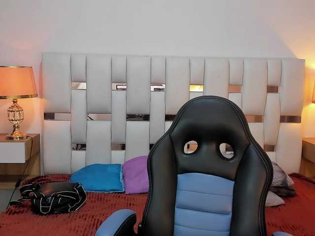 nauthynahomi online