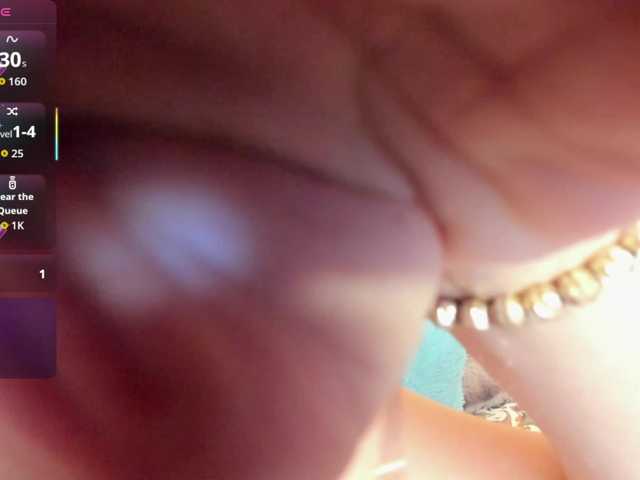 NauthyNahomi live cam on BongaCams