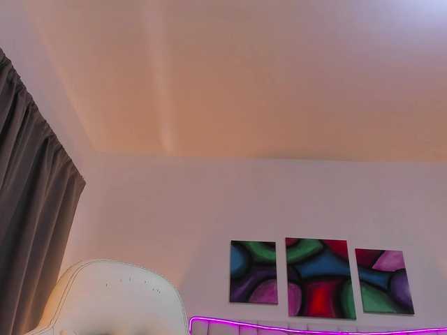 NauthyNahomi live cam on BongaCams