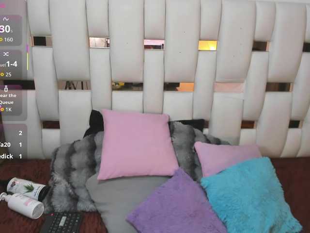 NauthyNahomi live cam on BongaCams