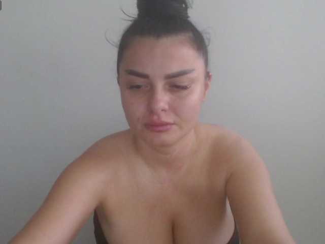rosemaryy live cam on BongaCams