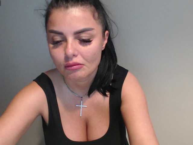 rosemaryy live cam preview