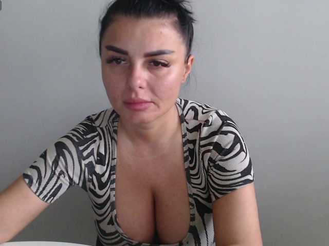rosemaryy live cam on BongaCams