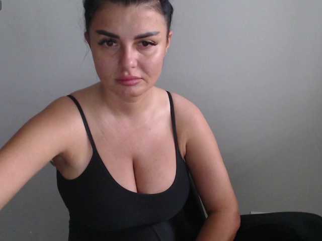 rosemaryy live cam on BongaCams