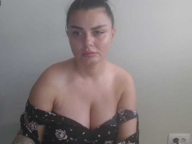 rosemaryy live cam on BongaCams