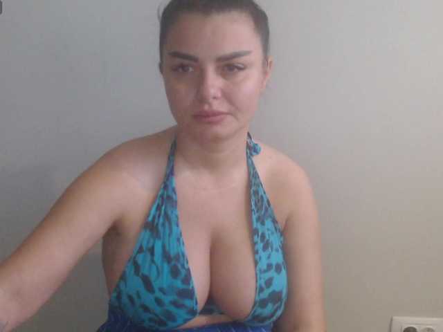 rosemaryy live cam on BongaCams