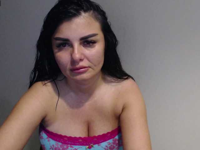 rosemaryy live cam on BongaCams