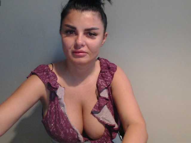 rosemaryy live cam on BongaCams