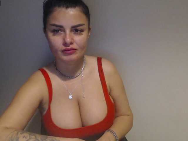 rosemaryy live cam on BongaCams