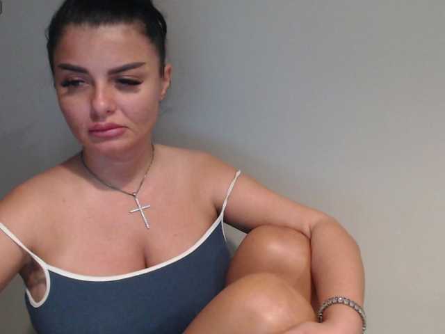 rosemaryy live cam preview
